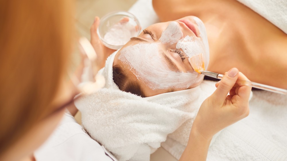 Hướng Dẫn Cách Massage Mặt Giúp Da Săn Chắc Và Giảm Nếp Nhăn